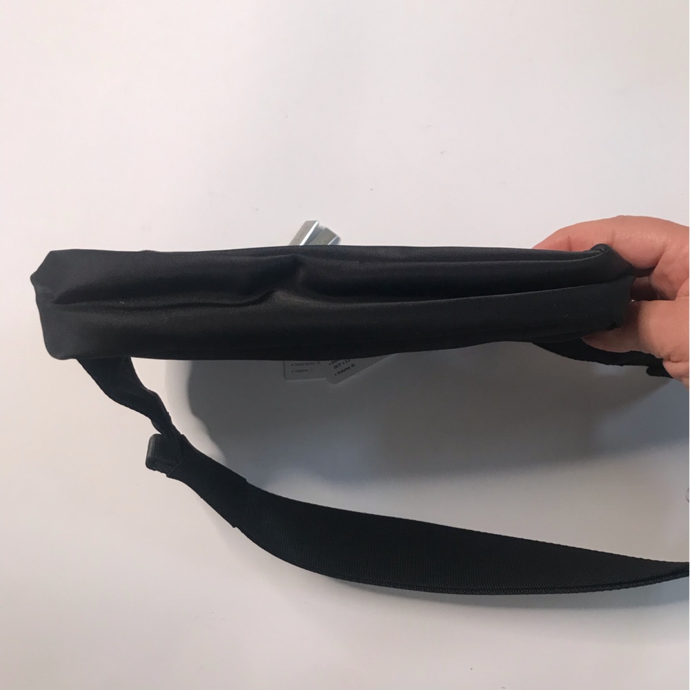 NWT Lululemon Everywhere Belt Bag Crossbody Bum Large 2L Black NEW - Picture 10 of 14